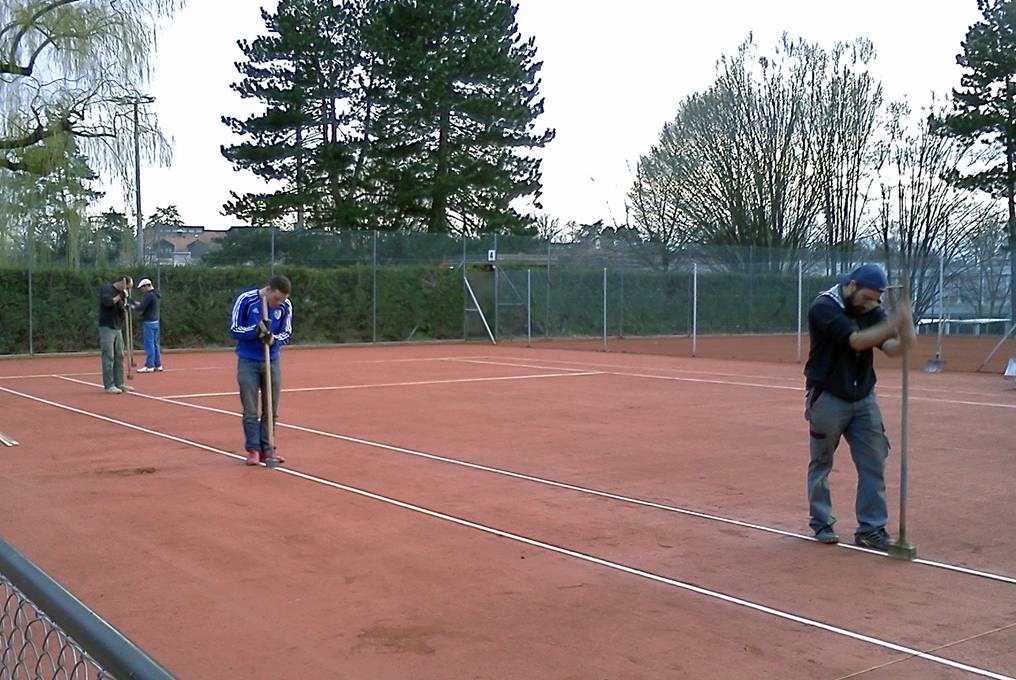 Travailleurs de Tennisbau